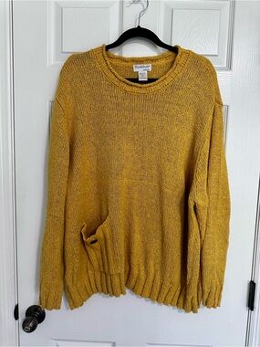 NorthStyle Women's Golden Mustard Crewneck Pocket Sweater